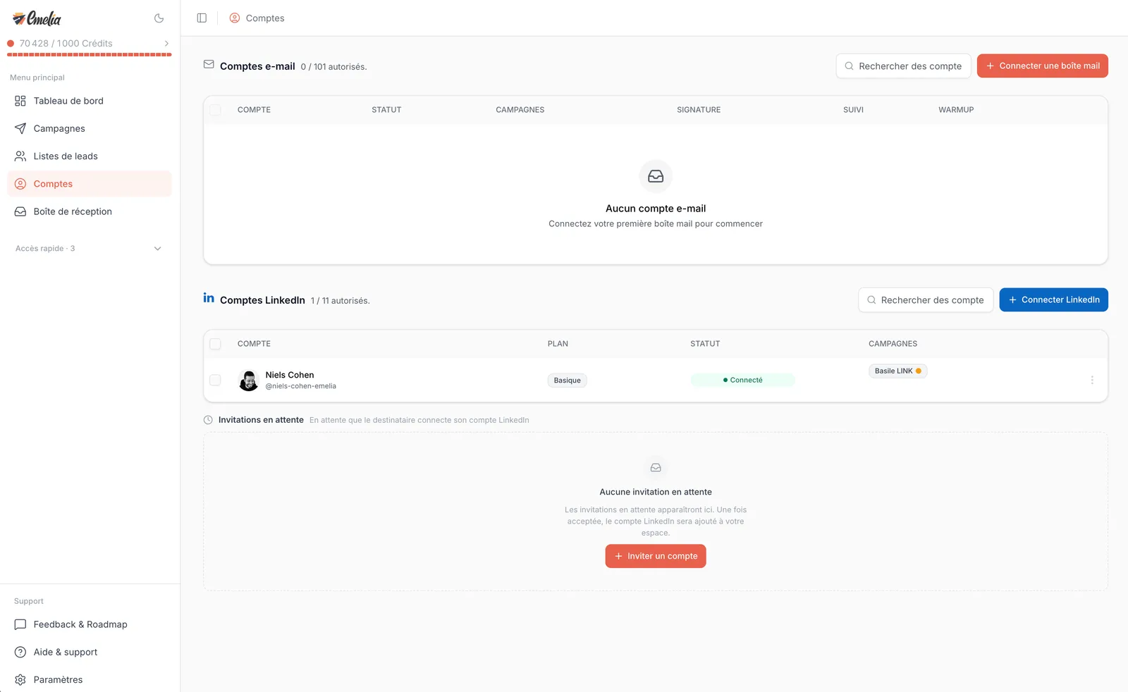 Page Comptes d'Emelia : le bloc Comptes LinkedIn, le bouton Connecter LinkedIn et les invitations en attente